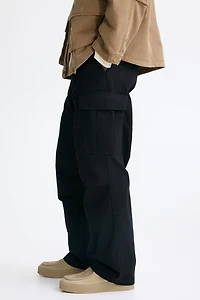 Relaxed-Fit Cotton Cargo Pants