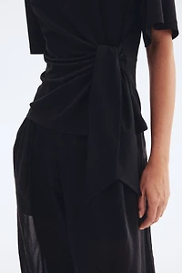 Tie-Detail Top