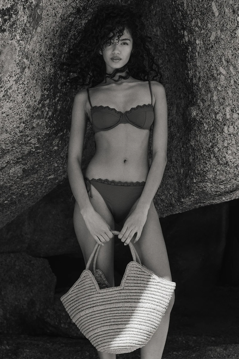 Bas de maillot échancré Tanga à nouer