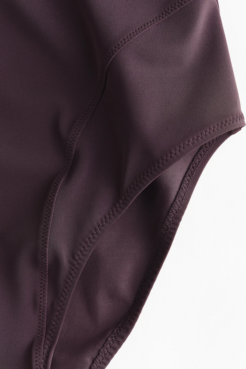 Long-Sleeved Swimsuit with Lycra® Xtra Life™