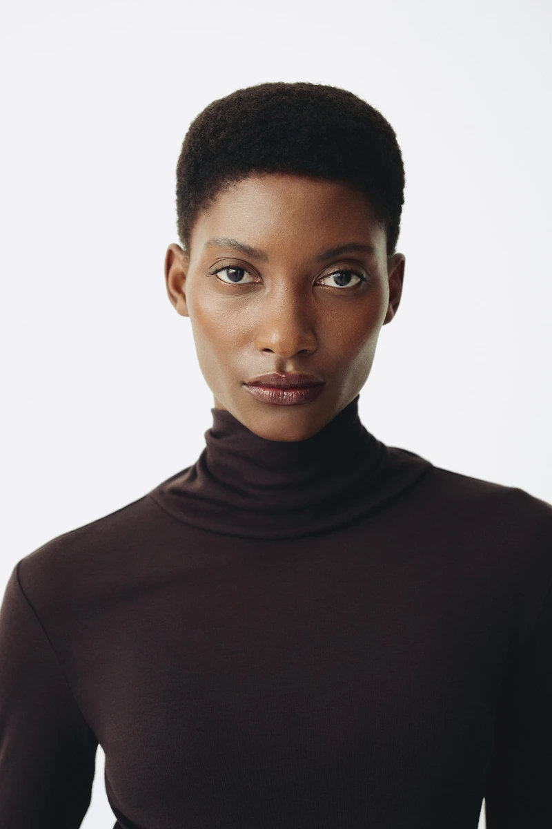 Haut MAMA à col cheminée