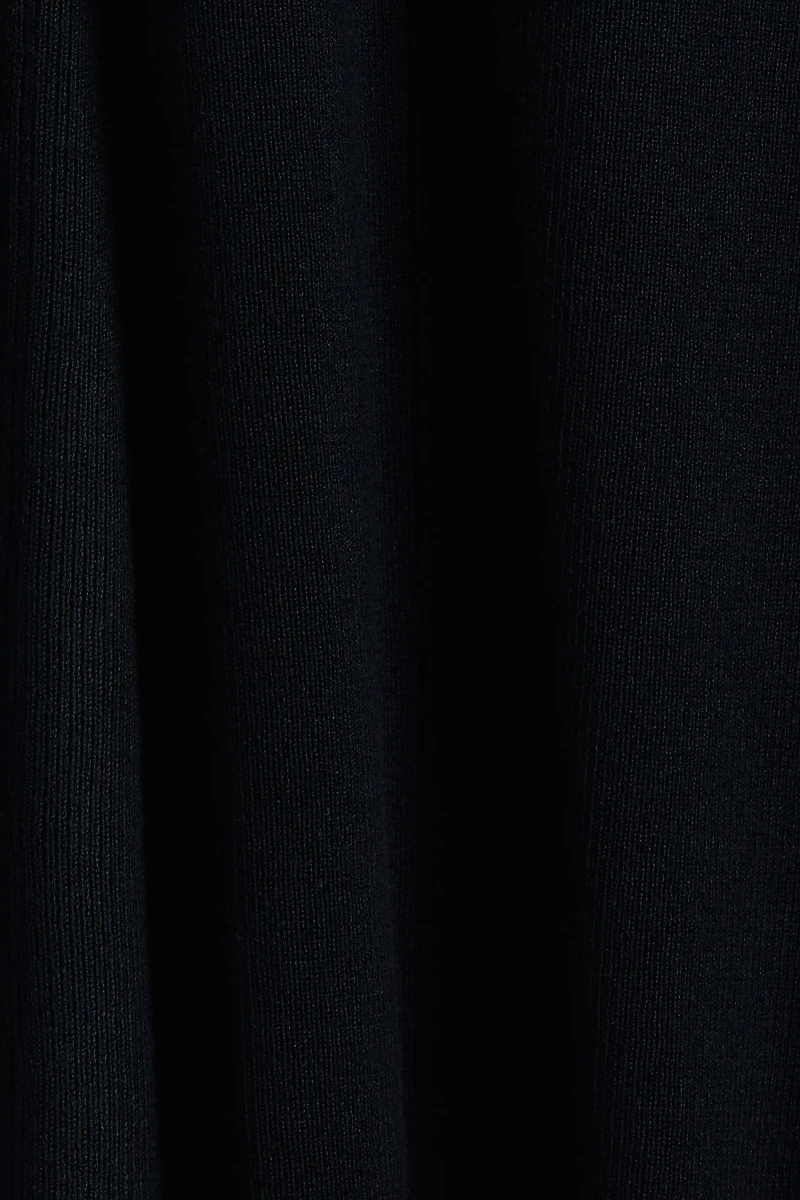 Flared Fine-Knit Skirt