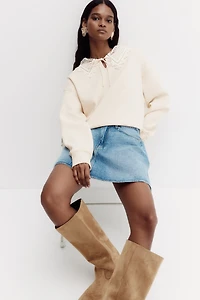 Sweatshirt with Collar