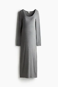 Robe MAMA moulante côtelée