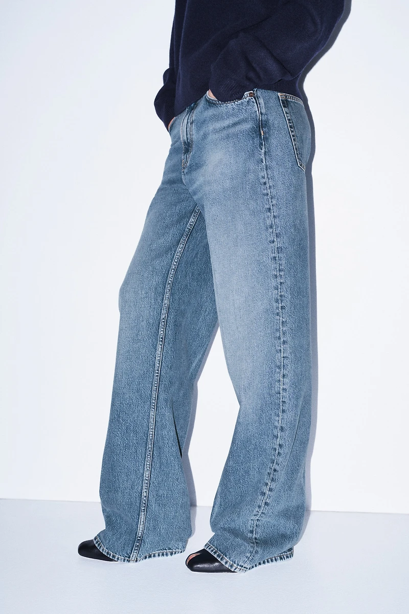 Wide-Leg Creased Jeans