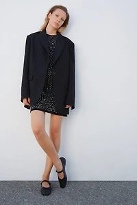 Robe sans manches ornementée