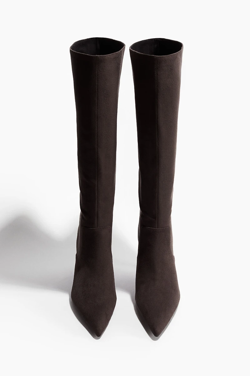 Bottes de hauteur genou