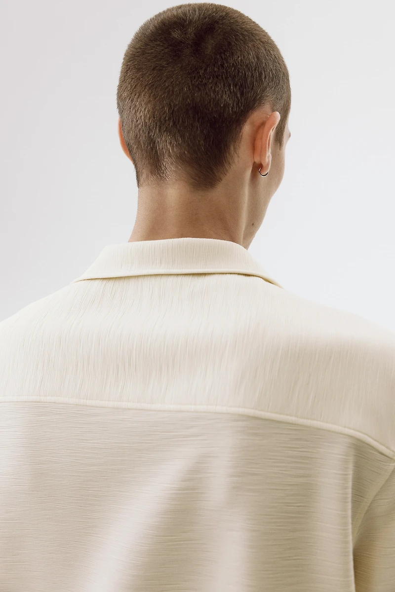 Loose-Fit Resort Shirt