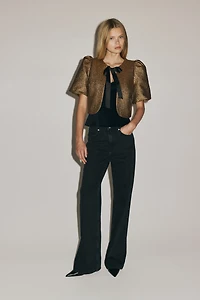 Haut à manches bouffantes