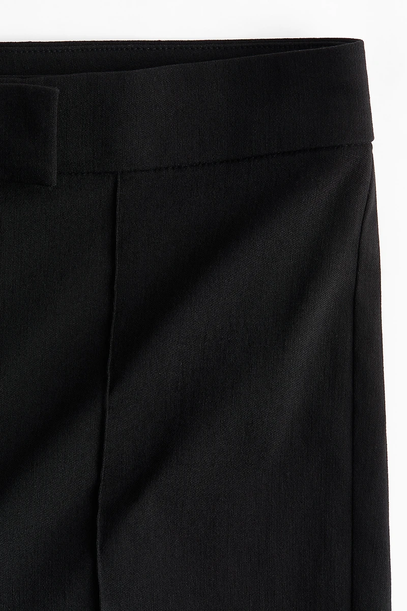 Creased Capri Pants