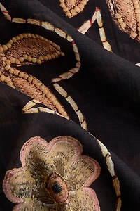 Robe cafetan à nouer avec imprimé fleuri