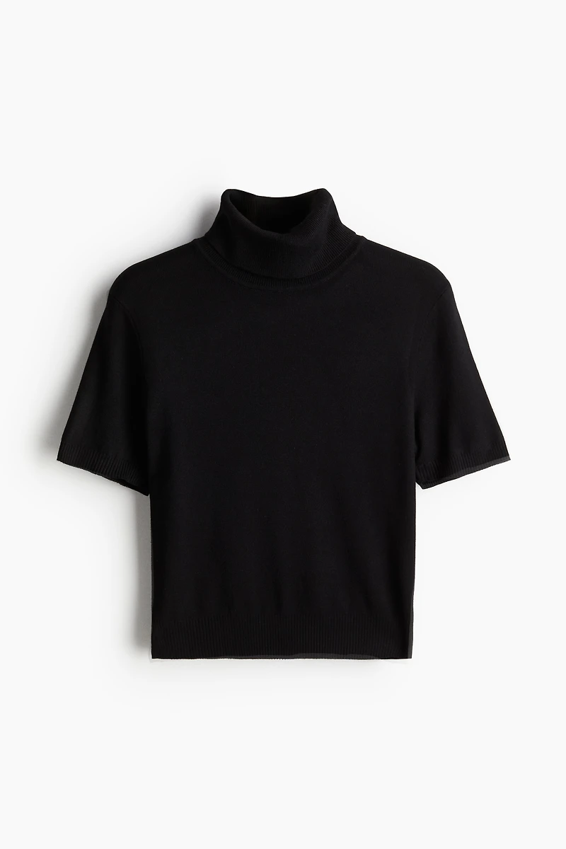 Fine-Knit Turtleneck Top