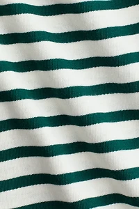 Long-sleeved T-shirt