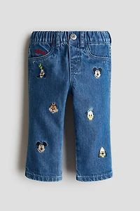 Jean avec détails brodés