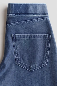 Pantalon large à l'aspect denim