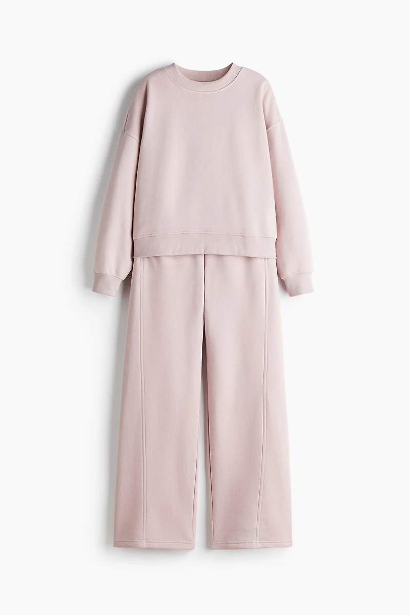 2-Piece Sweatshirt and Joggers Set