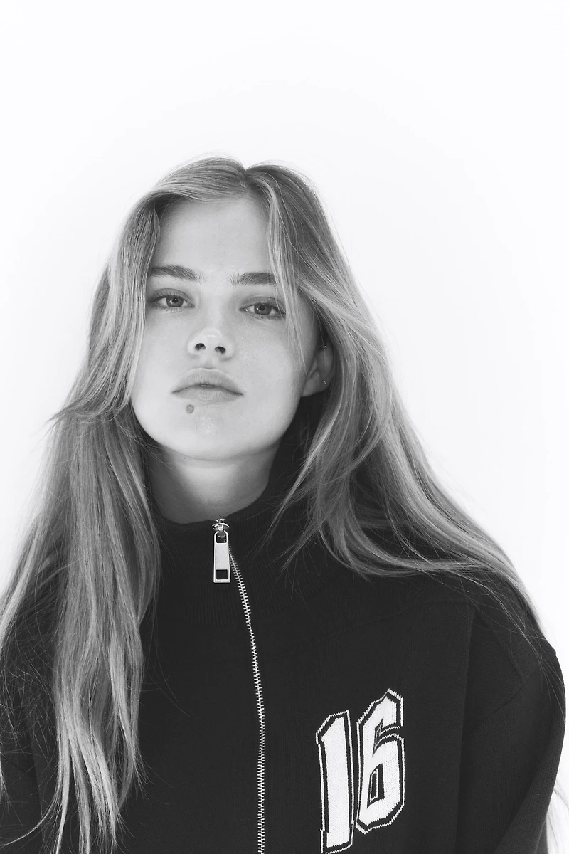 Cardigan with Zipper