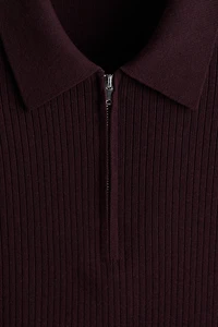 Polo près du corps avec col à fermeture éclair