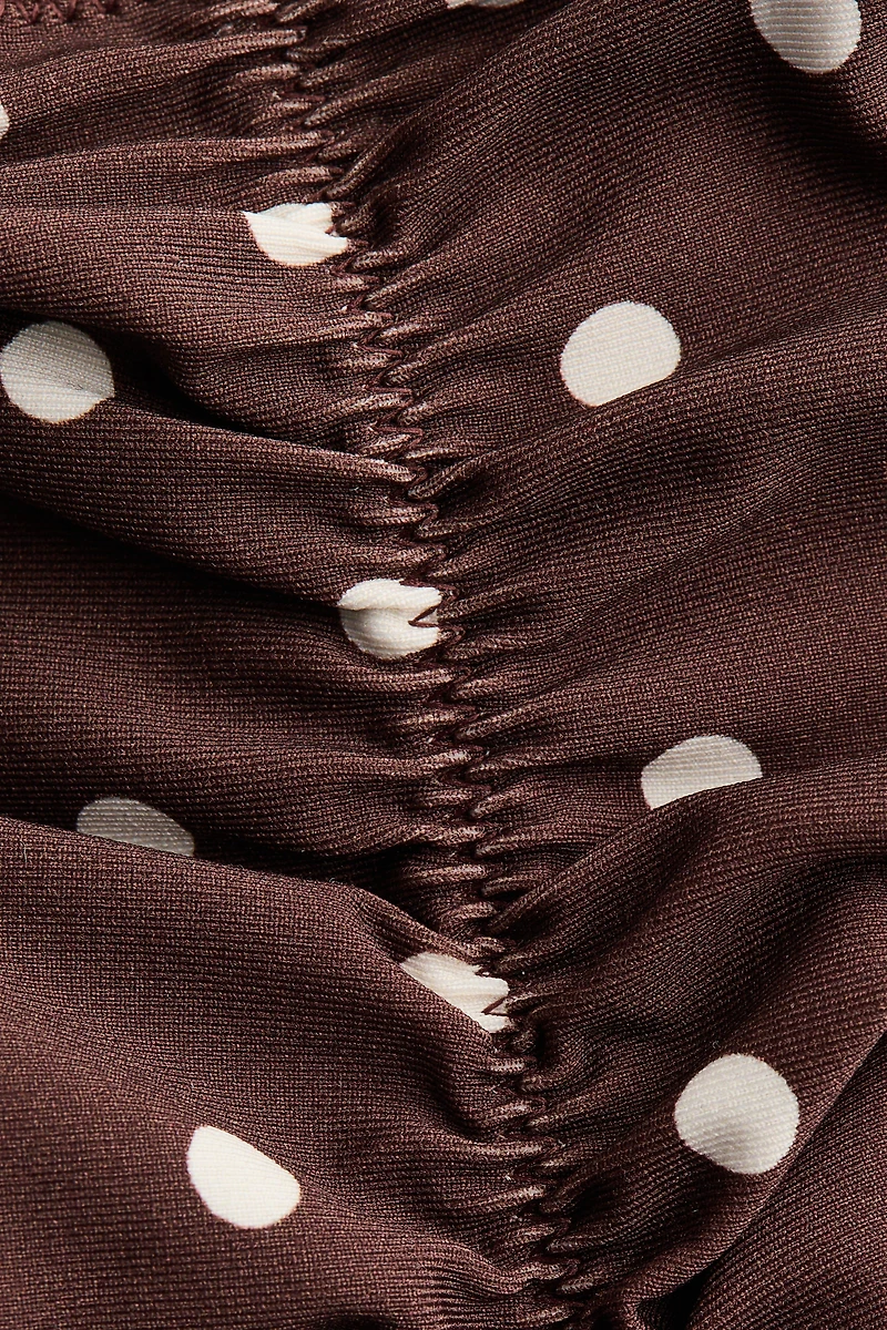 Thong bikini bottoms