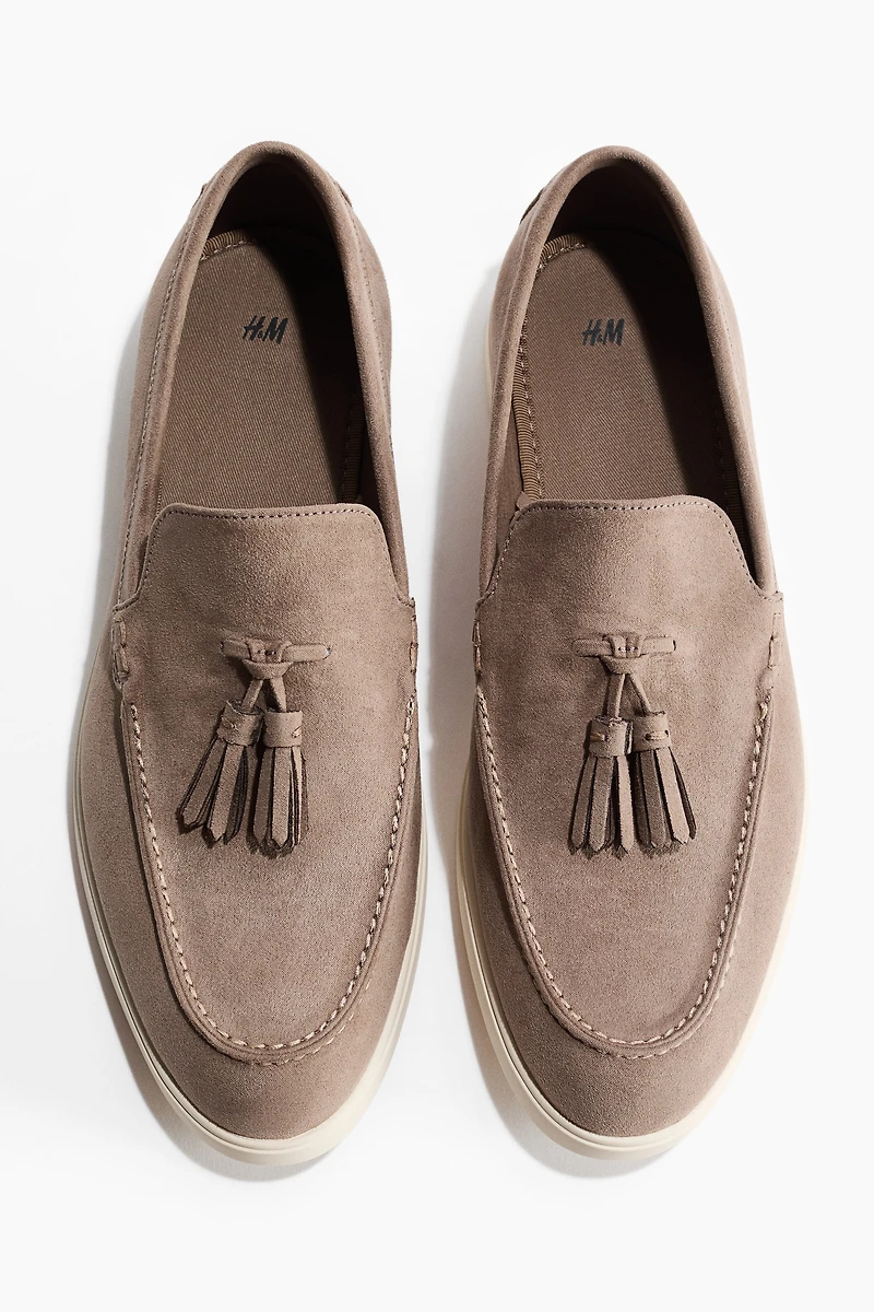 Tasseled Loafers
