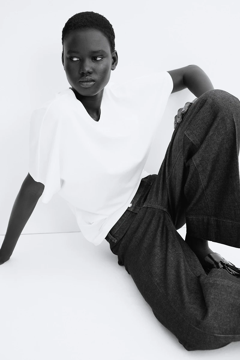 T-shirt à manches papillon