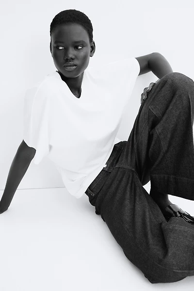 T-shirt à manches papillon