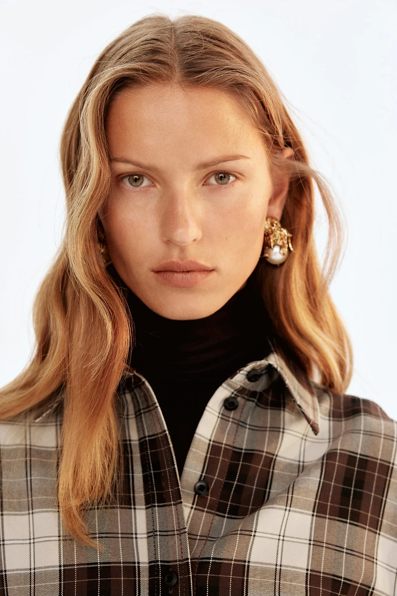 Defined-Waist Twill Shirt