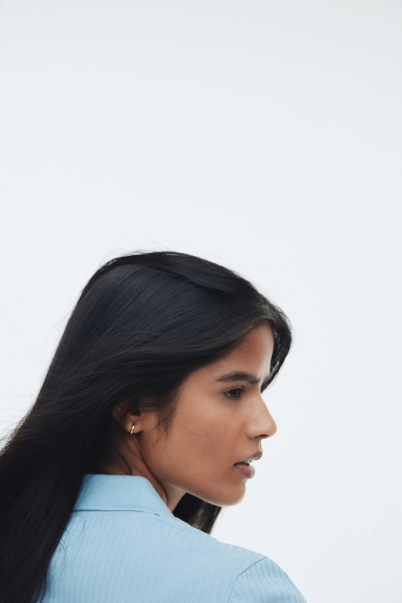 Ribbed Top with Collar