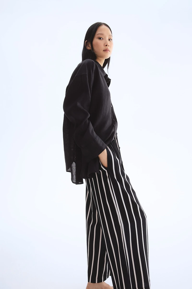 Crop Pull-on Pants
