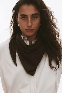 Foulard en tricot fin