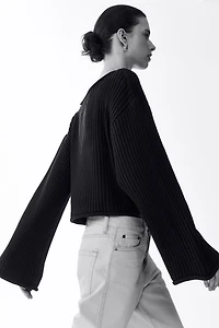 Chandail en tricot côtelé avec encolure bateau