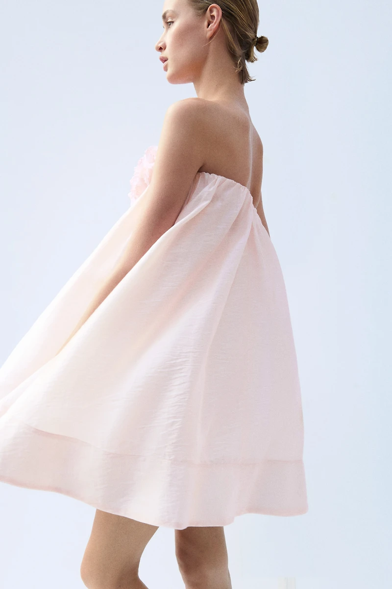 Robe en lin mélangé avec appliqués