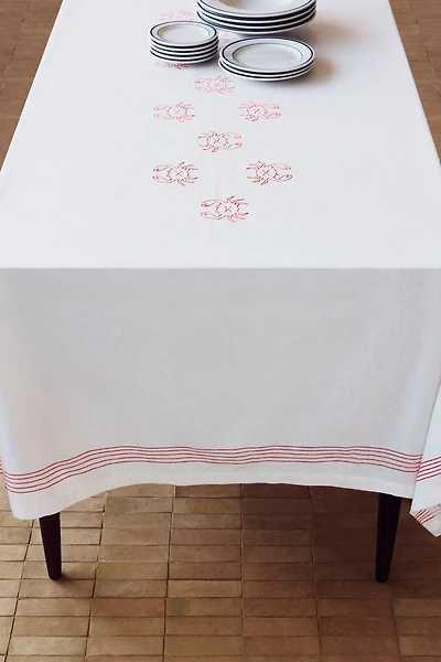 Nappe en lin mélangé avec motifs brodés