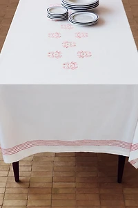 Nappe en lin mélangé avec motifs brodés