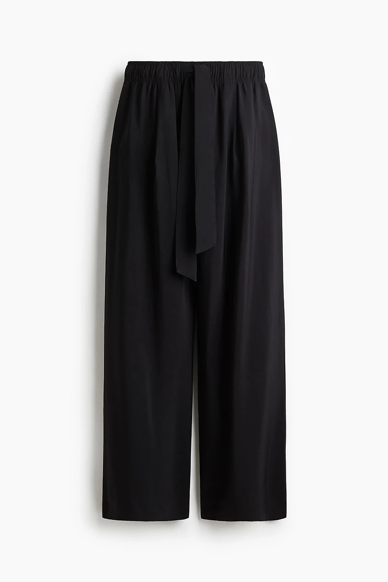 Wide-Leg Pants with Tie Belt