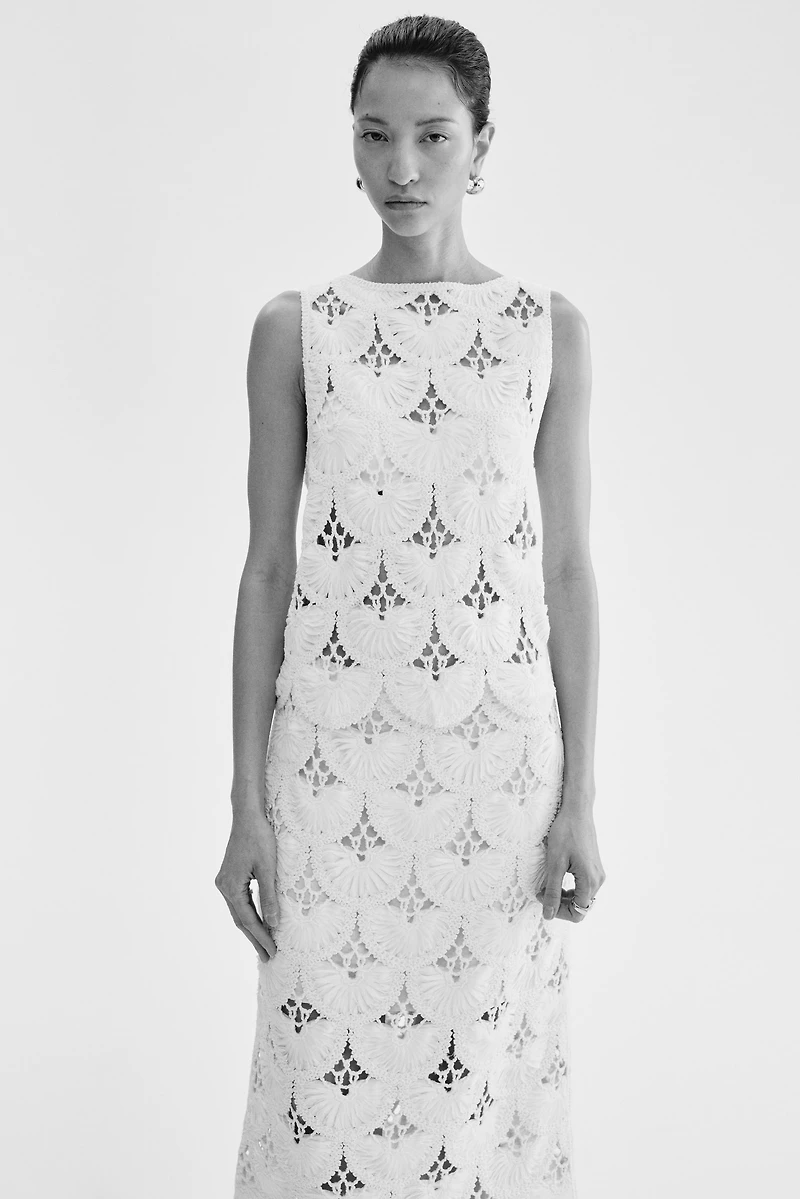 Haut à l’aspect crochet avec dos dégagé