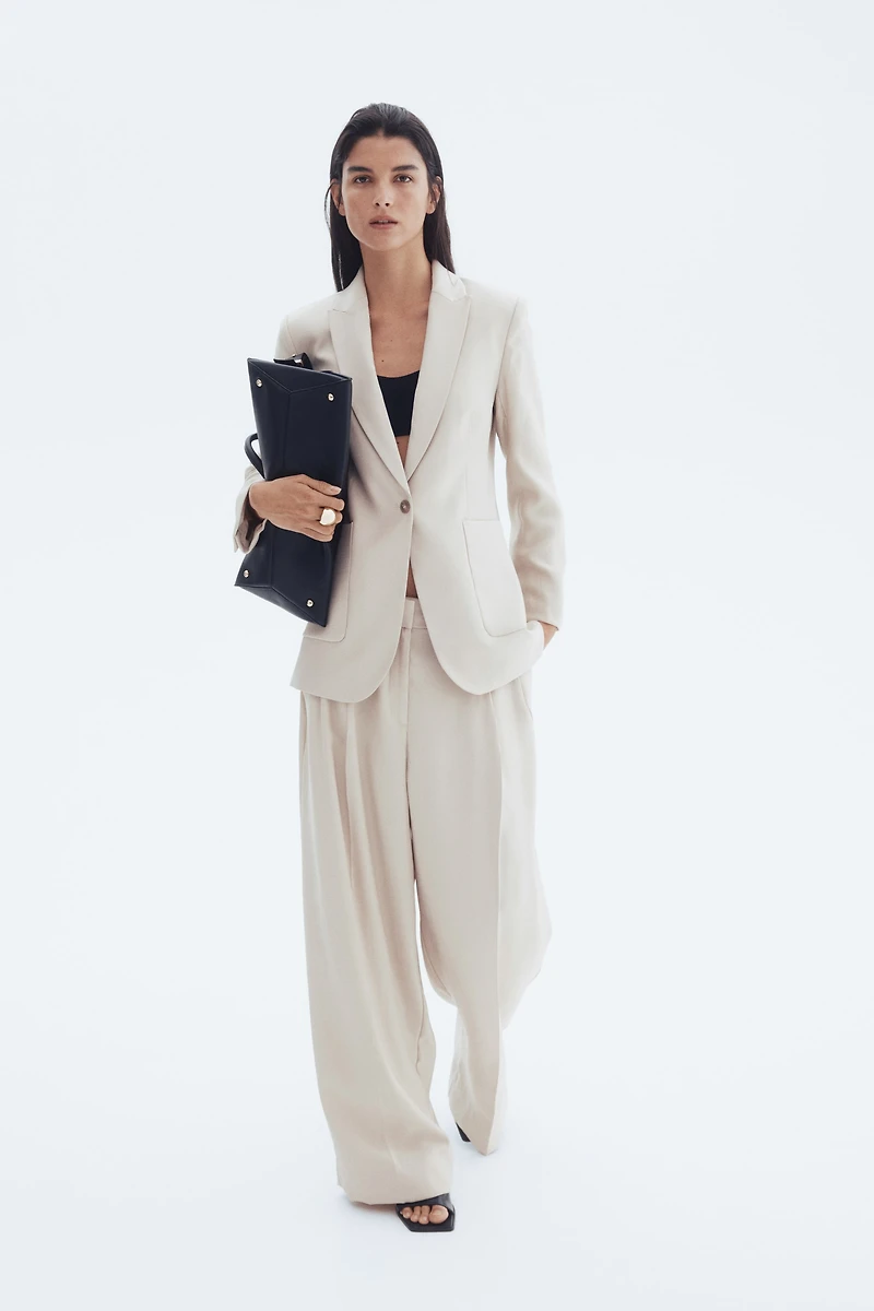 Fitted Blazer