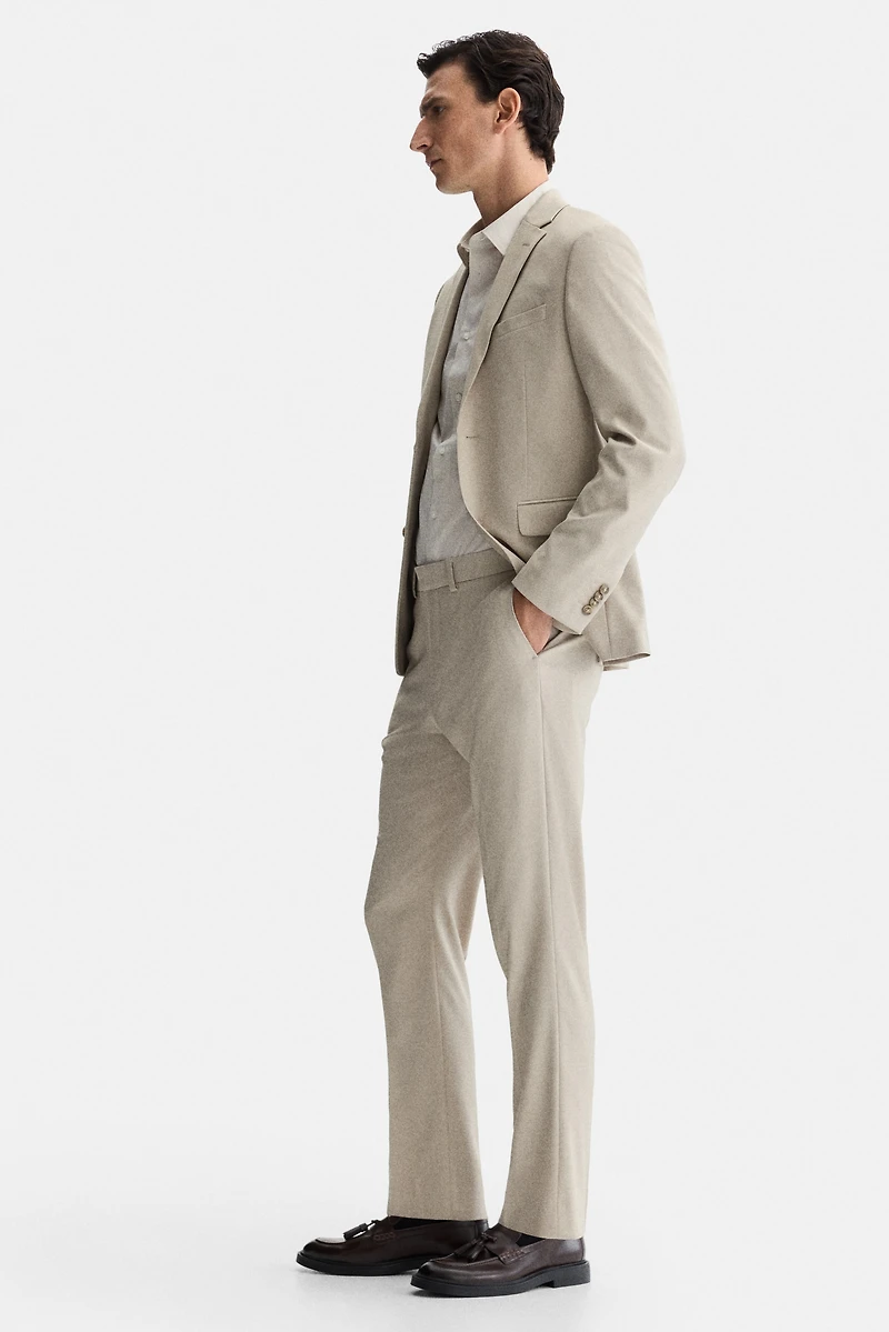 Pantalon d'habit près du corps