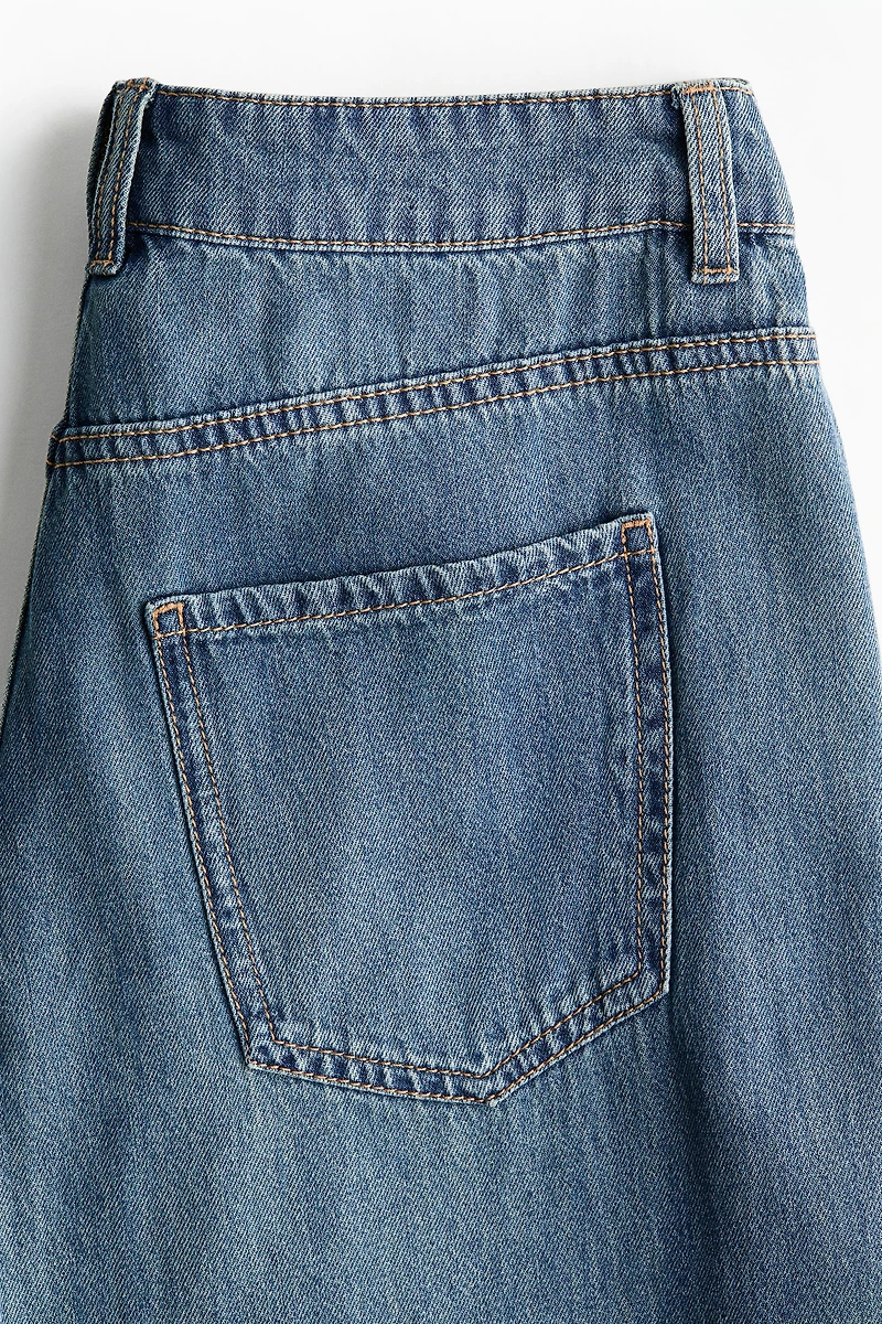 Wide-Leg Regular Waist Jeans
