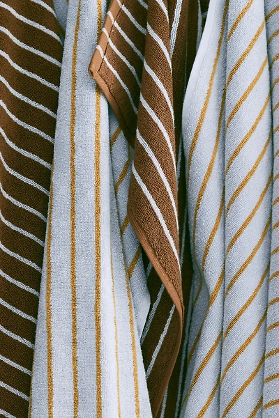 Serviette de bain rayée