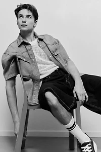 Loose-Fit Short-Sleeved Denim Shirt