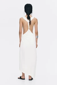 Robe en sergé avec détail torsadé