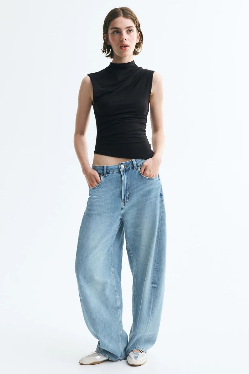Haut asymétrique à effet drapé