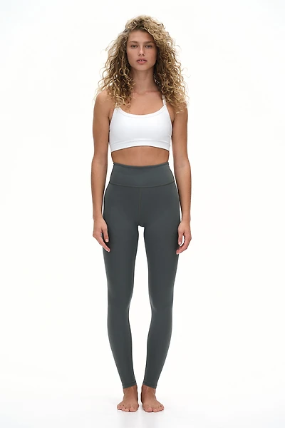 Sports Leggings with DryMove™
