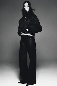 Jean en denim enduit