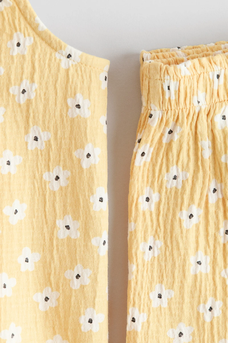 2-Piece Ruffle-Trimmed Set