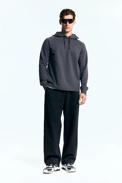 Loose-Fit Sports Hoodie with DryMove™