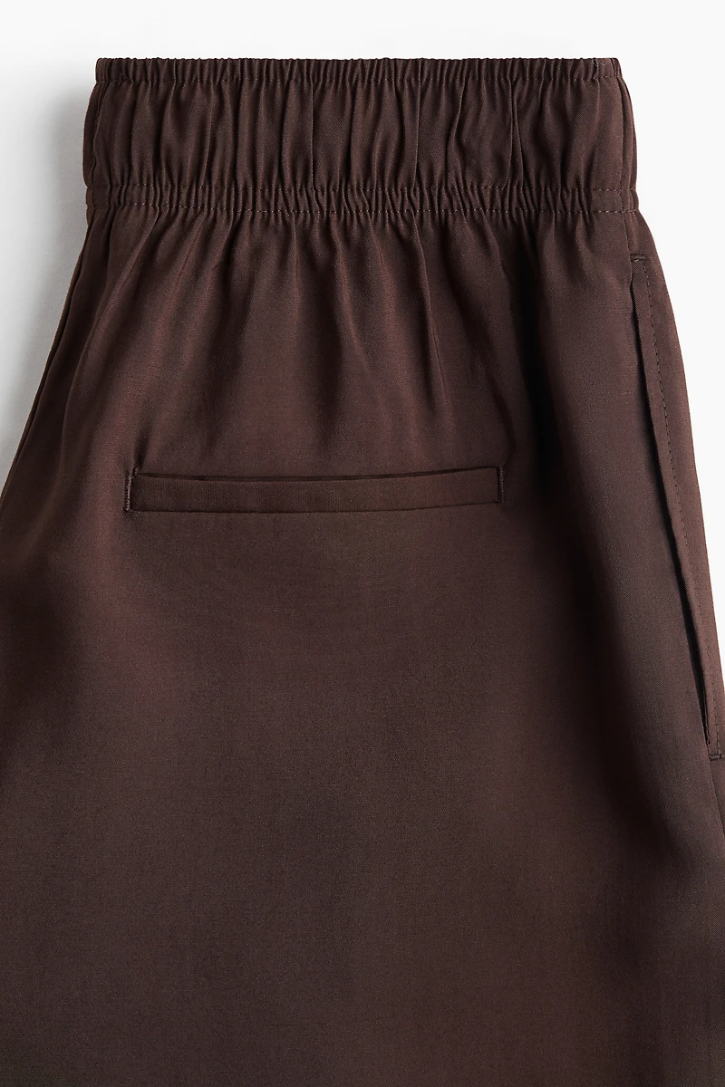 Wide-Leg Pants with Tie Belt