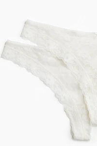 Lot de 2 culottes tanga en dentelle