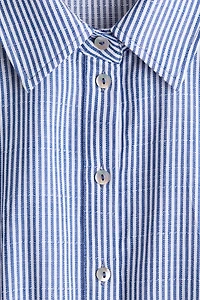 Robe chemise avec ceinture à nouer